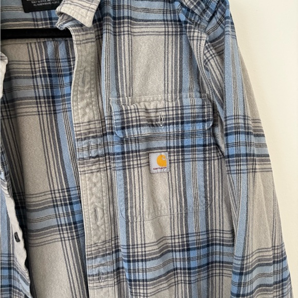 Carhartt Loose Fit Heavyweight Flannel Long Sleeve Plaid Shirt in Asphalt Medium - Picture 3 of 6